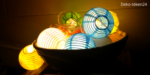 Deko-Ideen24 Blog: Lichterkette mit Papierkugeln in Schale